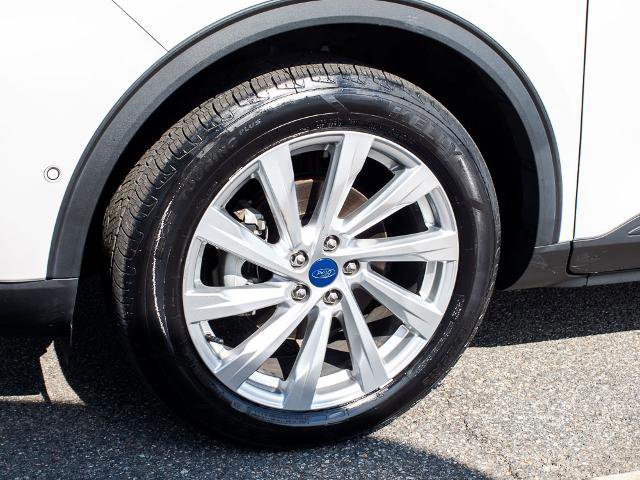 Certified 2022 Ford Escape Titanium w/ Titanium Elite Package image 5