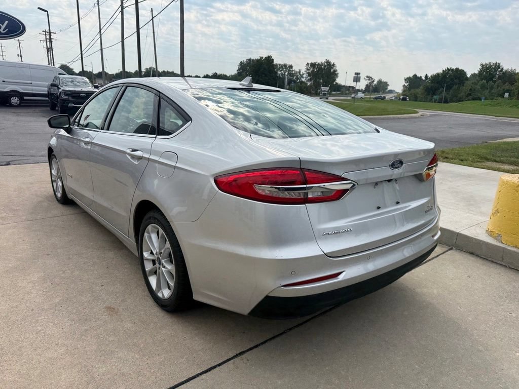 Certified 2019 Ford Fusion SE FWD image 9