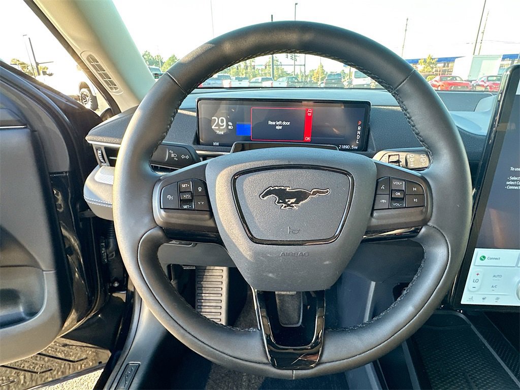 Certified 2022 Ford Mustang Mach-E Select w/ Comfort/Technology Package image 18