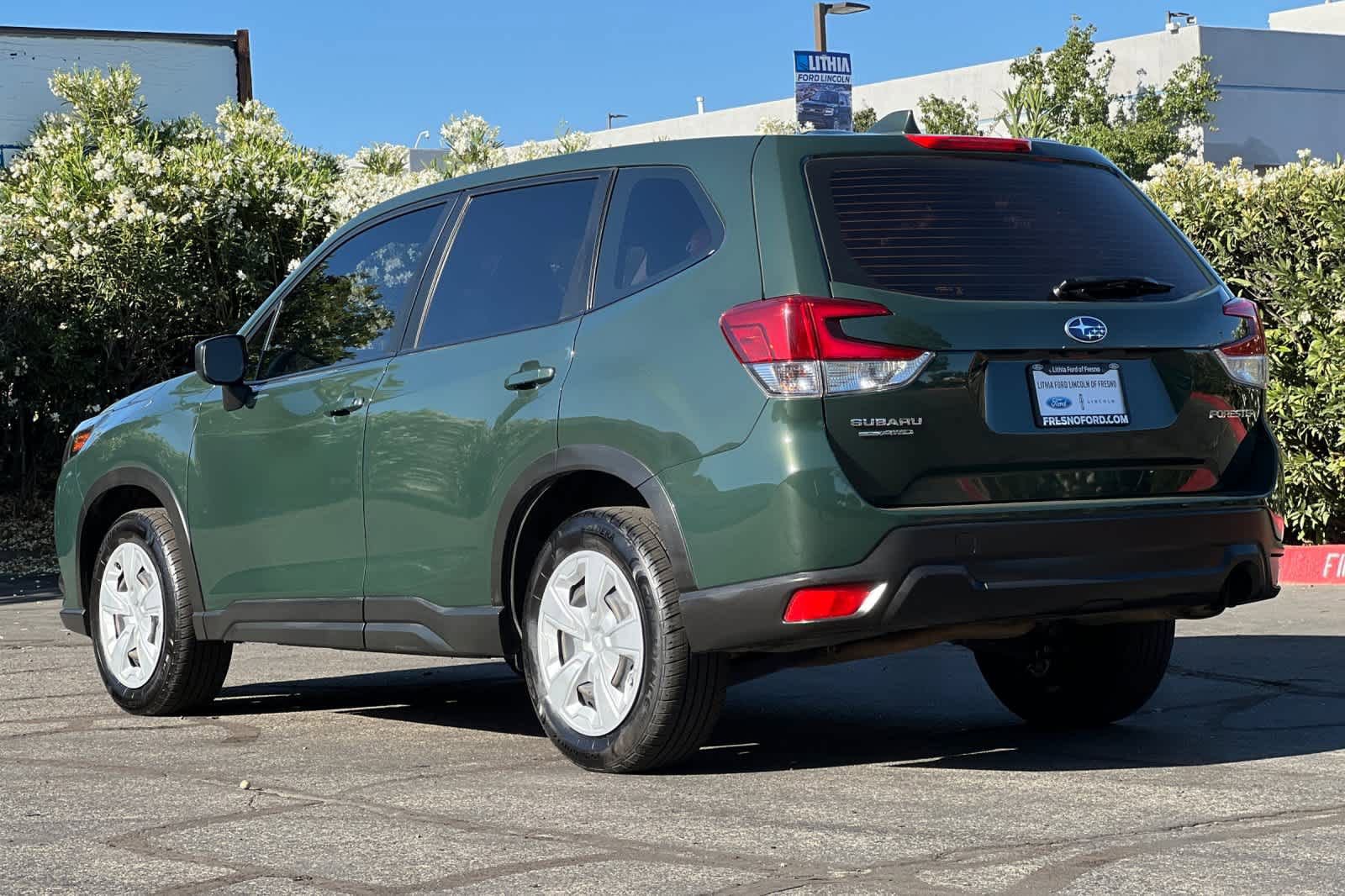Used 2023 Subaru Forester AWD/4WD image 6