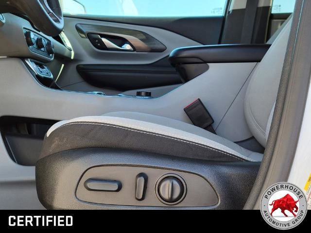 Used 2023 GMC Terrain SLE w/ Driver Convenience Package image 24