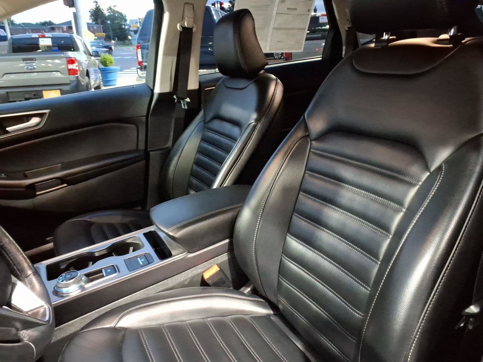 Certified 2024 Ford Edge SEL AWD/4WD image 12