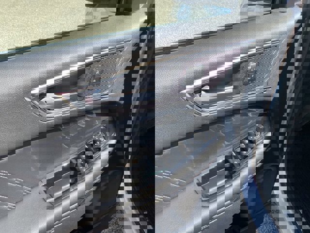 Certified 2018 Ford Edge Sport w/ Equipment Group 401A AWD/4WD image 11