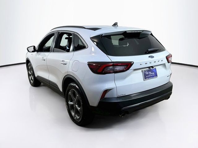 Certified 2025 Ford Escape ST-Line Select AWD/4WD image 7