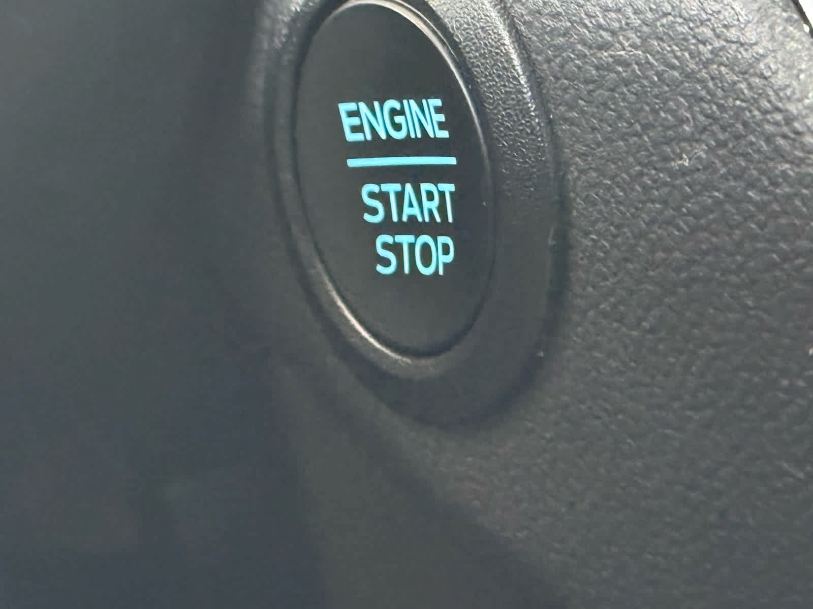 Certified 2023 Ford Escape Active AWD/4WD image 14