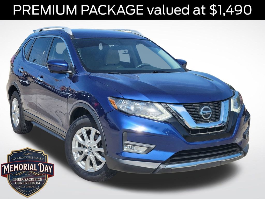 Used 2018 Nissan Rogue SV w/ Premium Package FWD image 1