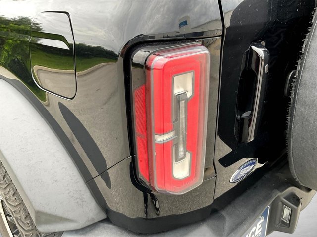 Certified 2023 Ford Bronco Outer Banks w/ Sasquatch Package AWD/4WD image 30