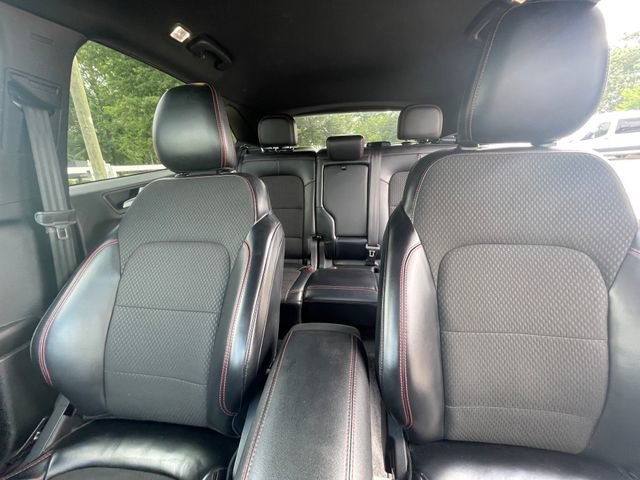 Certified 2024 Ford Escape ST-Line AWD/4WD image 15