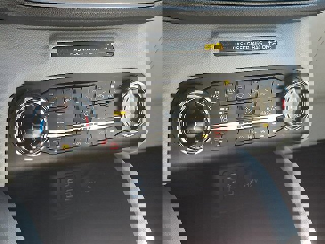 Certified 2023 Ford Escape Active AWD/4WD image 16