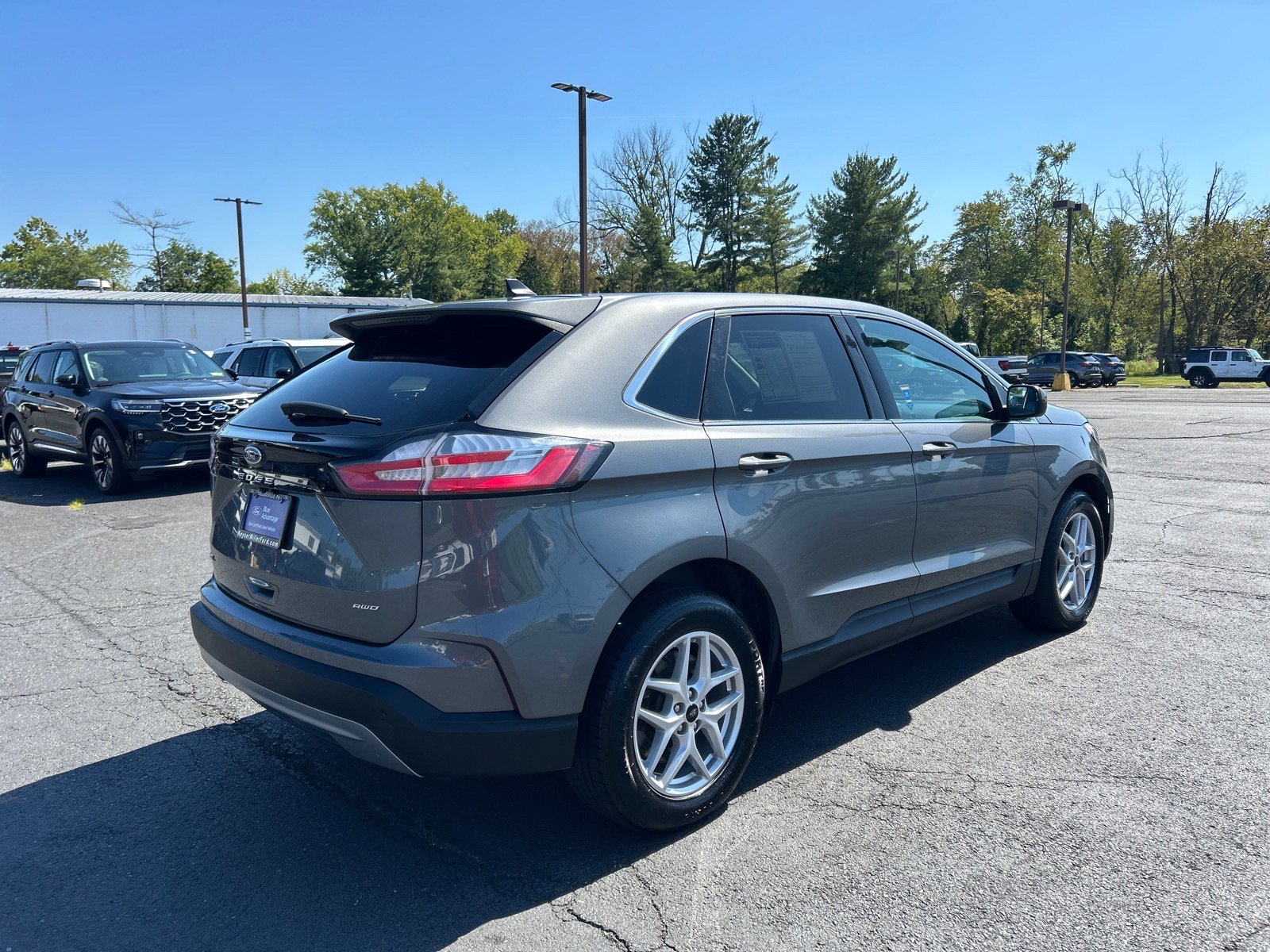 Certified 2024 Ford Edge SEL AWD/4WD image 15