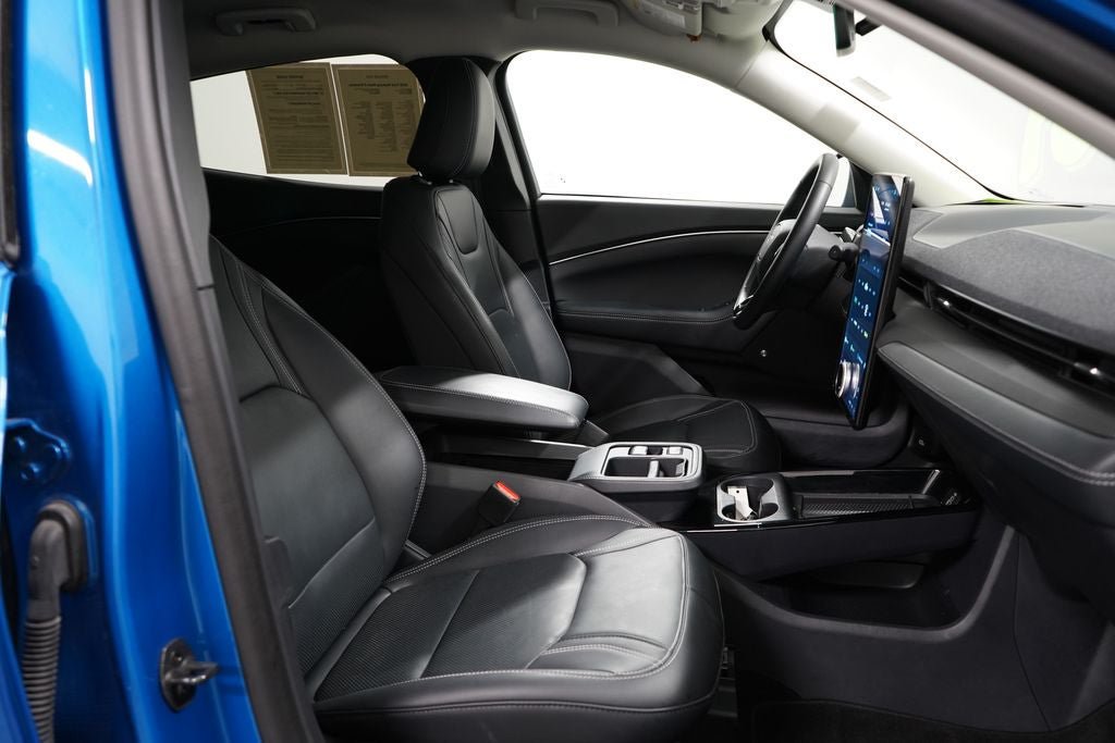 Certified 2025 Ford Mustang Mach-E Premium AWD/4WD image 31