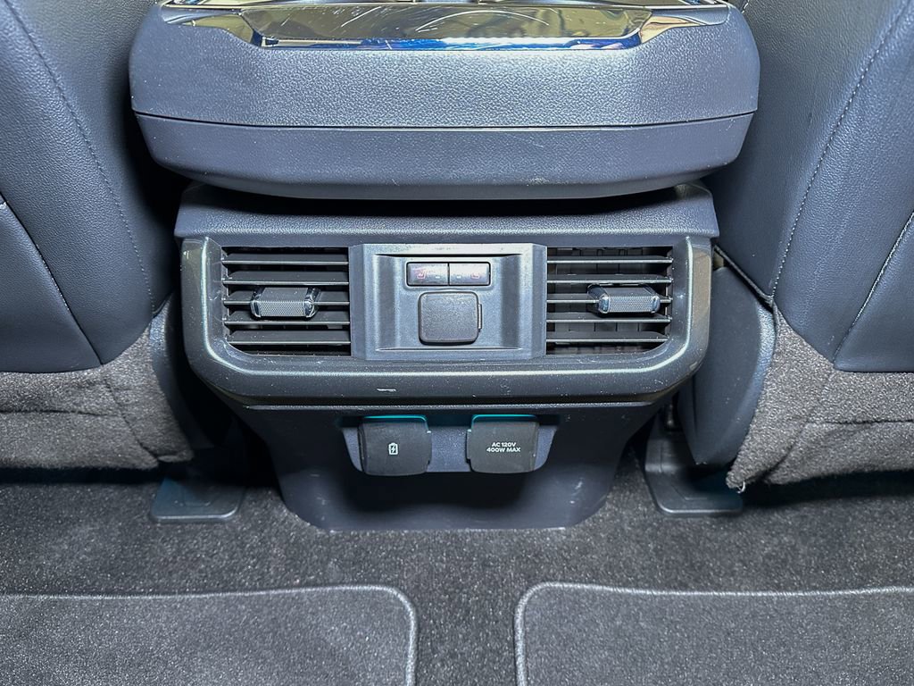 Certified 2022 Ford F150 Lariat w/ Equipment Group 502A High image 30