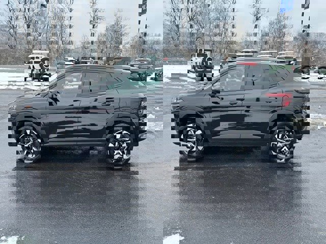 Used 2024 Chevrolet Trax RS w/ Driver Confidence Package image 6