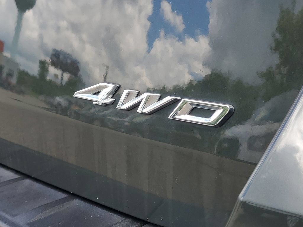 Certified 2023 Ford Explorer XLT w/ Equipment Group 202A AWD/4WD image 7