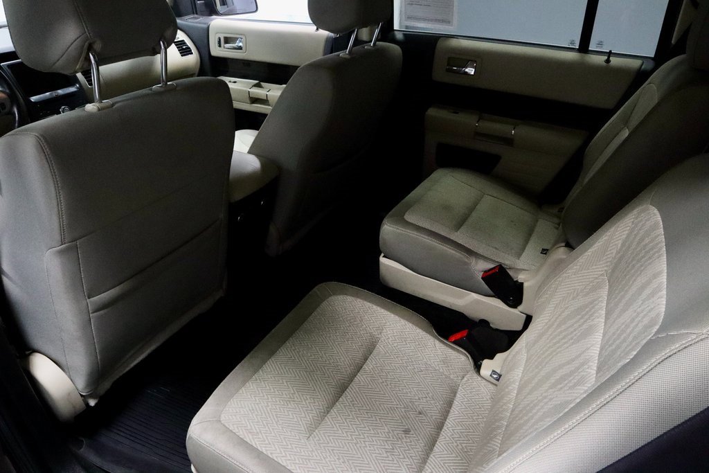 Certified 2018 Ford Flex SEL w/ Class III Trailer Tow Package image 21