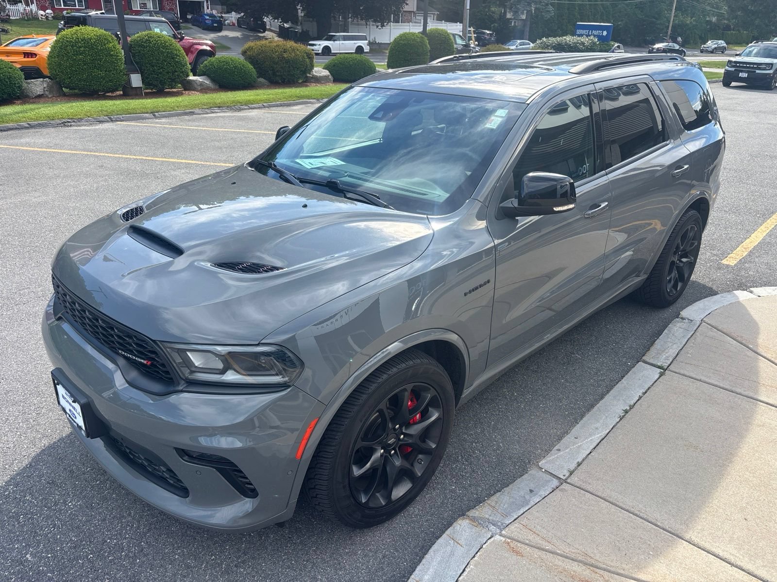 Used 2023 Dodge Durango R/T w/ Tow 'N Go Package AWD/4WD image 10