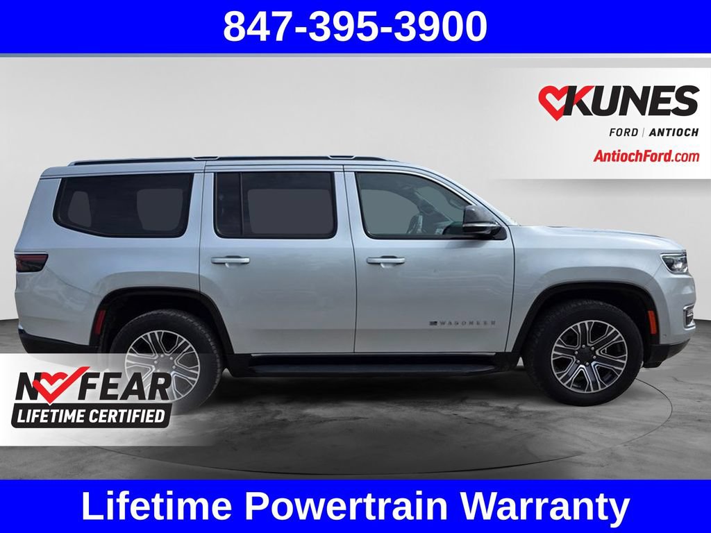 Used 2024 Jeep Wagoneer Series II w/ Flexible Seating Group AWD/4WD image 11