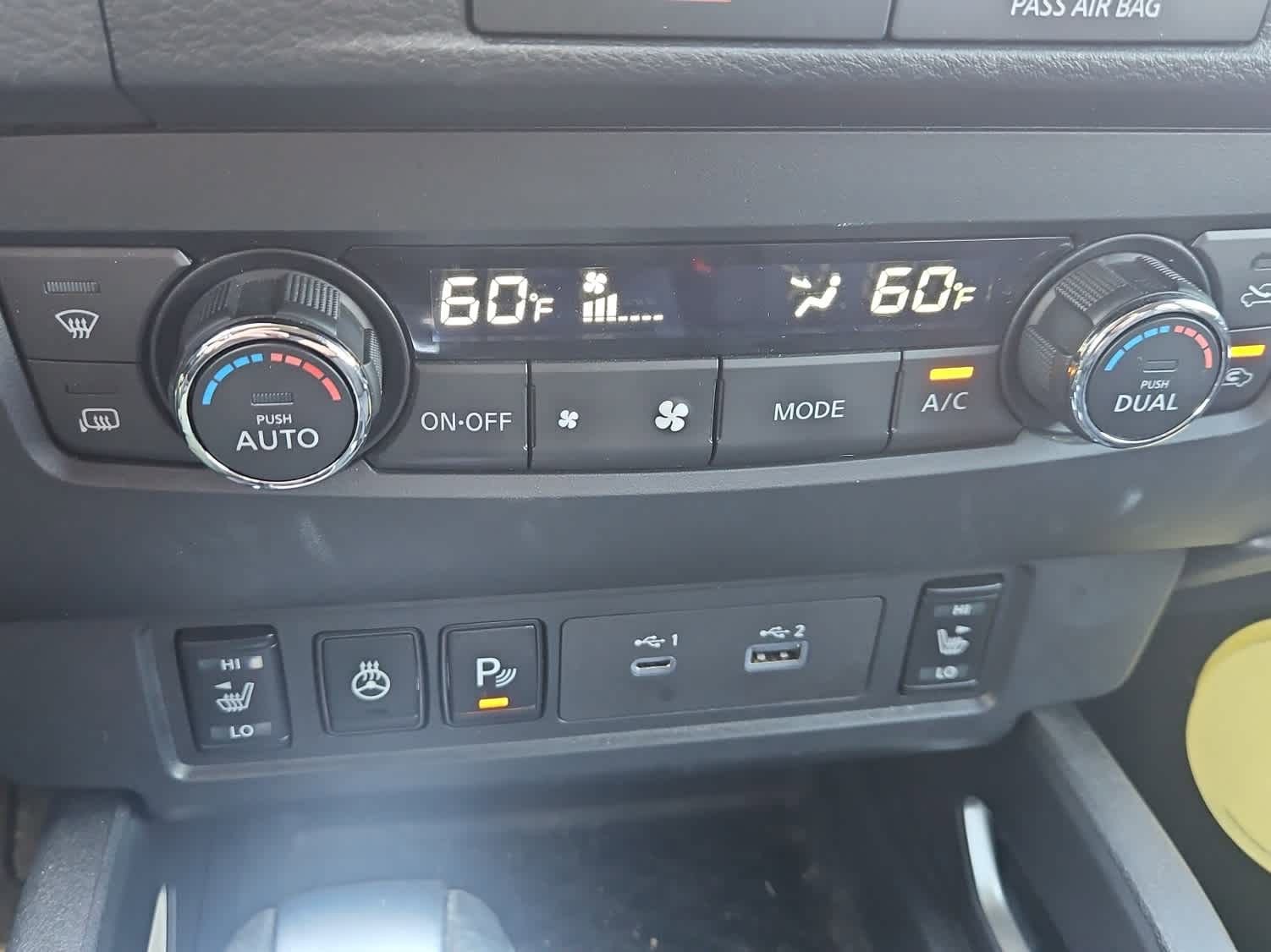 Used 2022 Nissan Frontier SV image 17