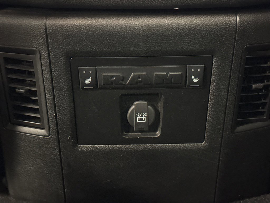 Used 2019 RAM 1500 Laramie w/ Convenience Group image 32