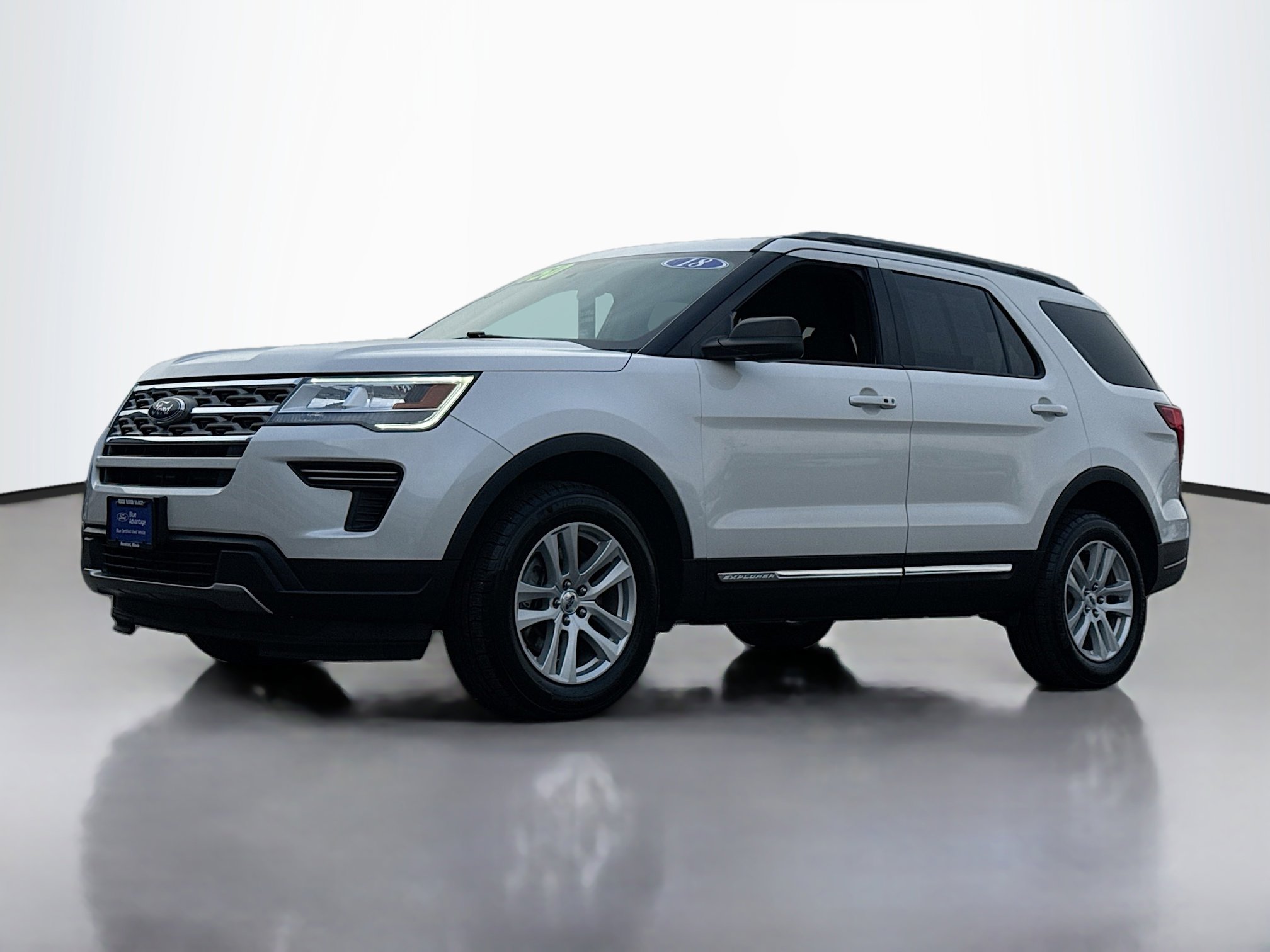 Certified 2018 Ford Explorer XLT image 12