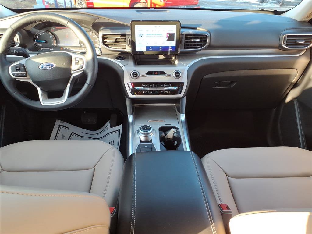 Certified 2023 Ford Explorer XLT w/ Equipment Group 202A image 14