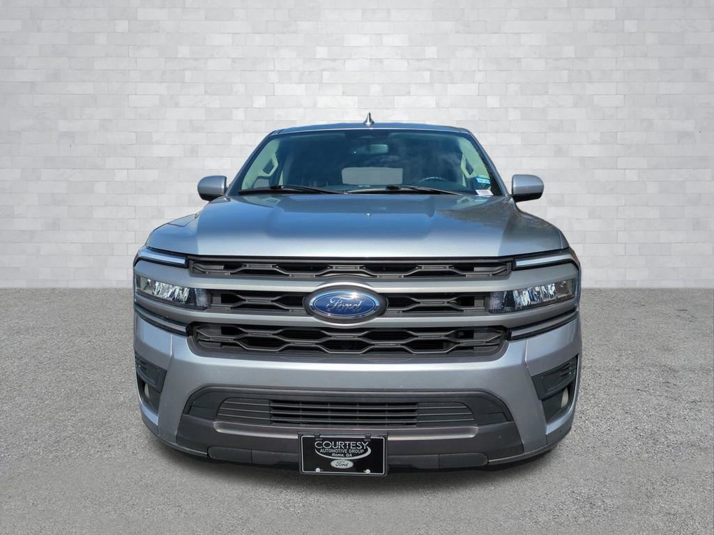 Certified 2024 Ford Expedition XLT image 9