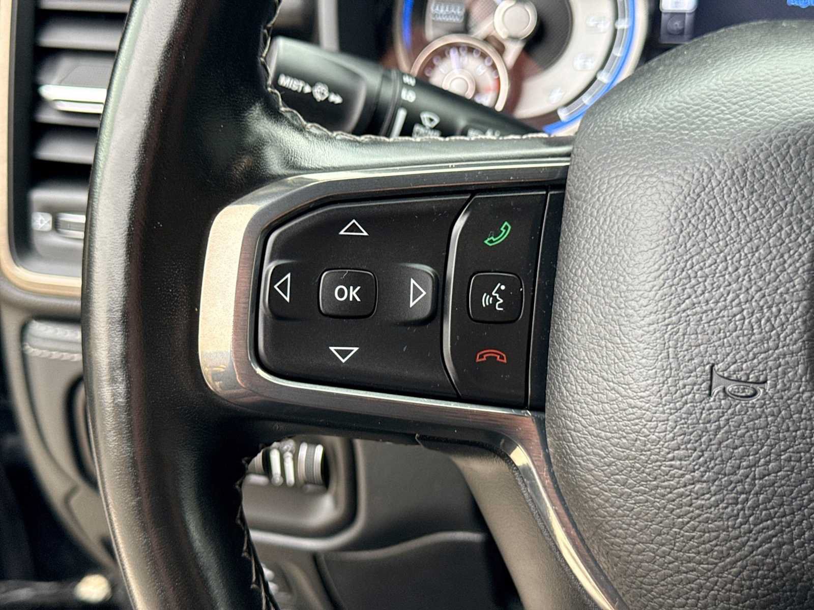 Used 2021 RAM 1500 Limited AWD/4WD image 23