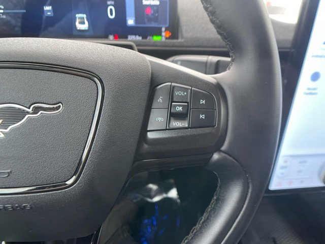 Certified 2025 Ford Mustang Mach-E Premium image 23