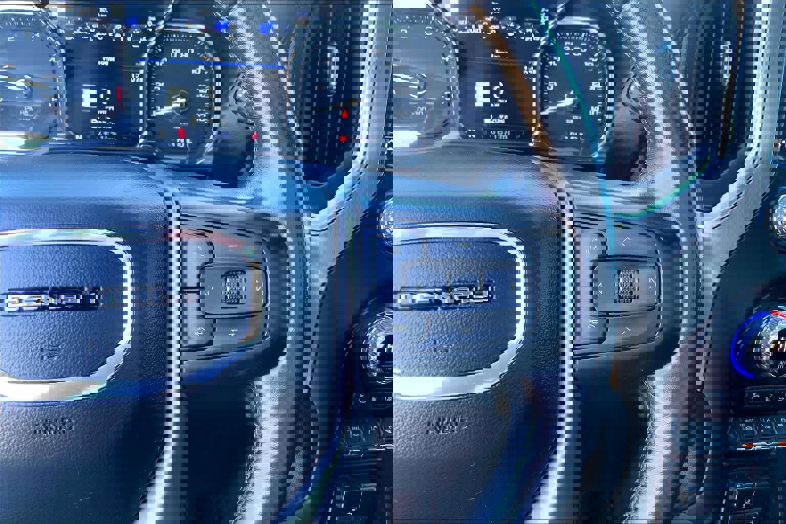 Used 2022 GMC Sierra 2500 Denali w/ Denali Black Diamond Edition image 24