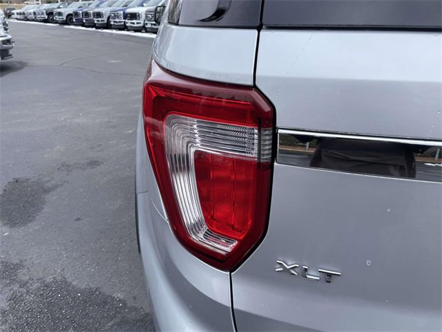 Certified 2018 Ford Explorer XLT w/ Equipment Group 201A image 33