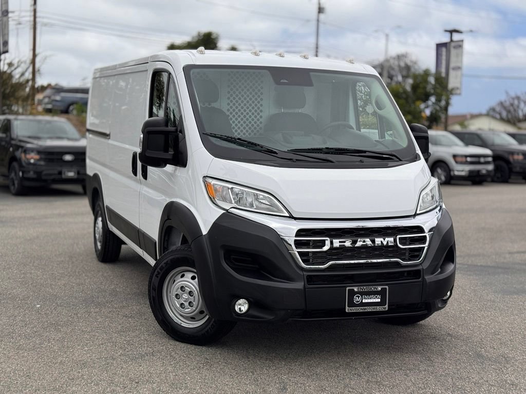 Used 2023 RAM ProMaster 2500 FWD image 2