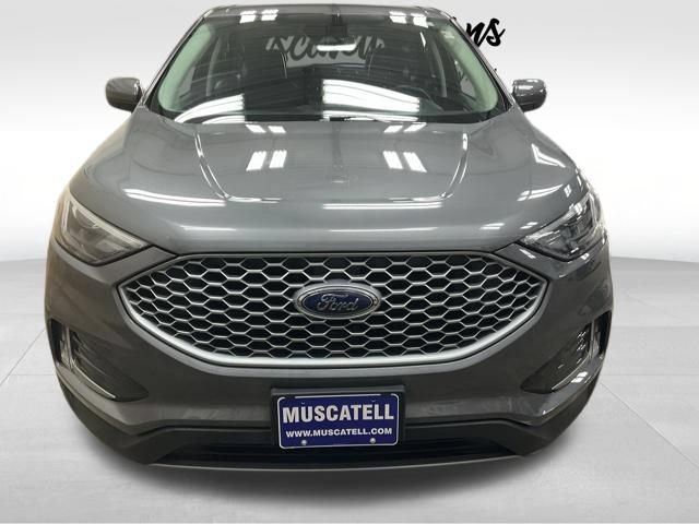 Certified 2023 Ford Edge SEL w/ Convenience Package AWD/4WD image 2