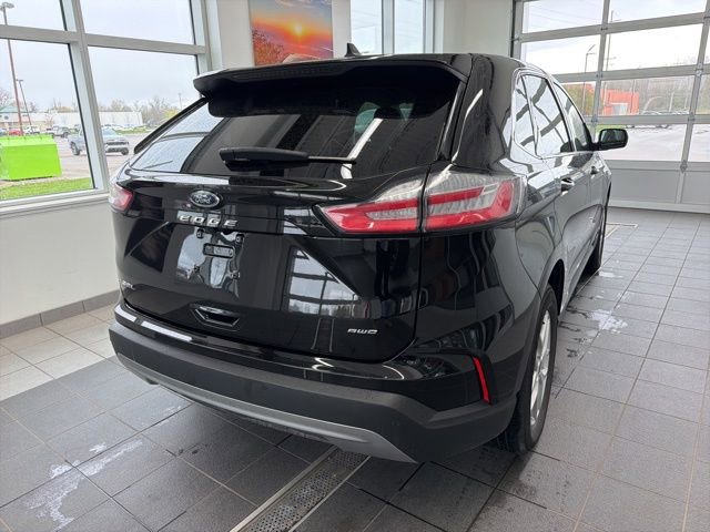 Certified 2024 Ford Edge SEL AWD/4WD image 5