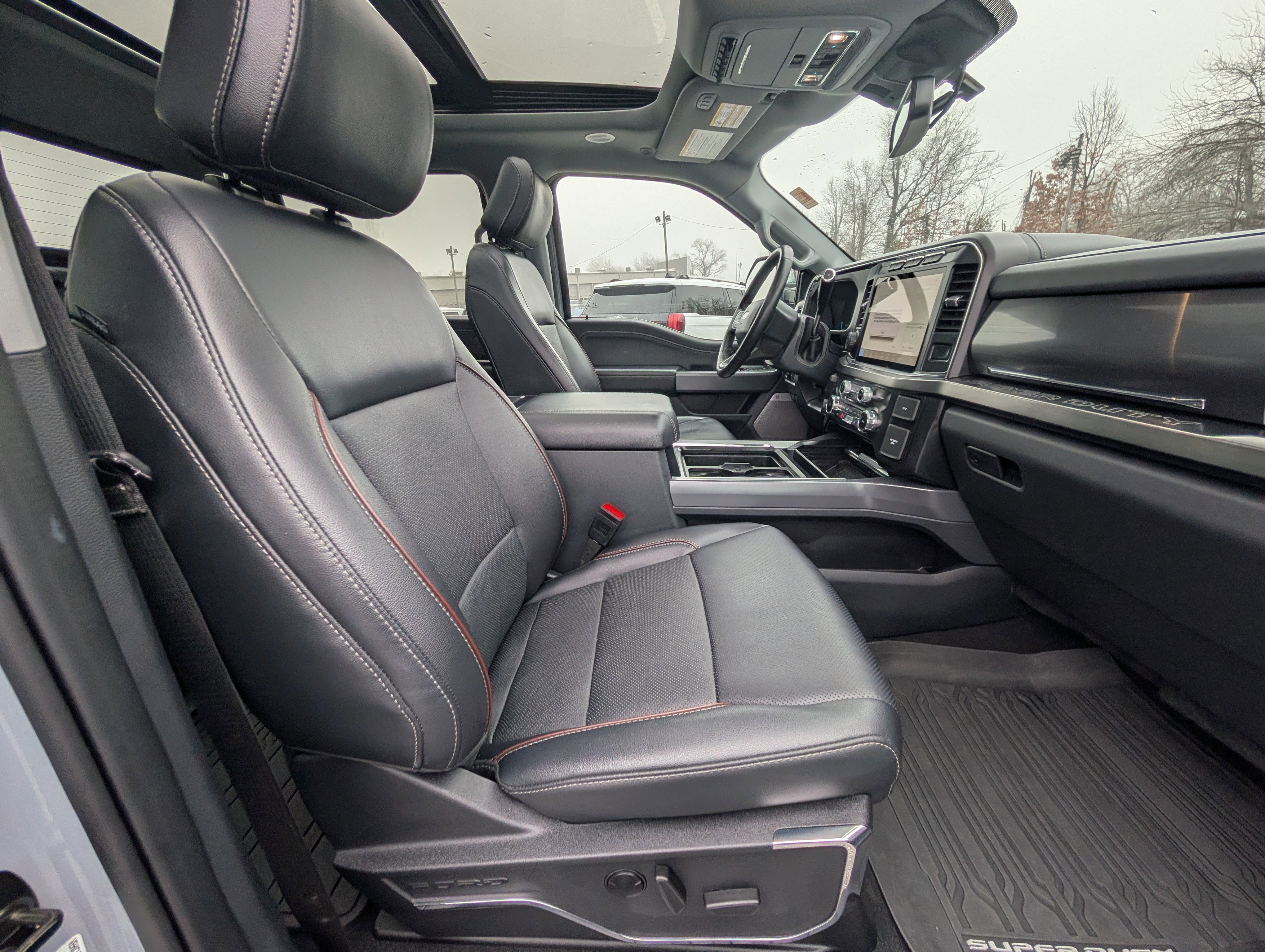 Certified 2024 Ford F250 Lariat w/ Lariat Ultimate Package image 12