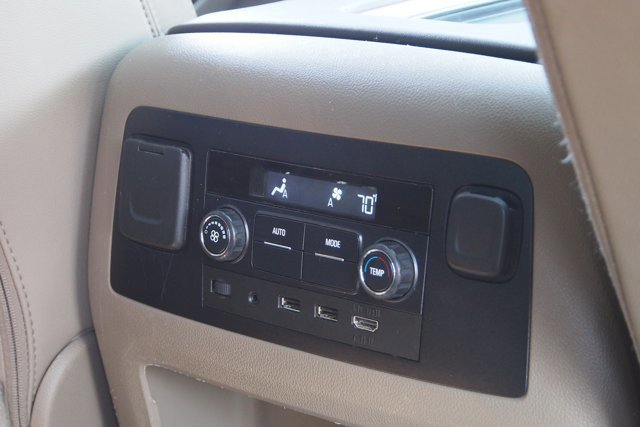 Used 2020 Chevrolet Tahoe LT image 14