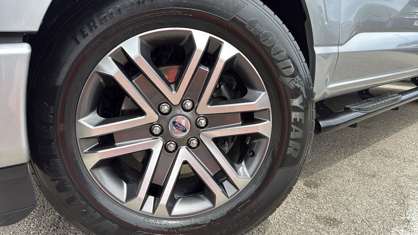 Certified 2022 Ford F150 XL w/ STX Appearance Package image 9