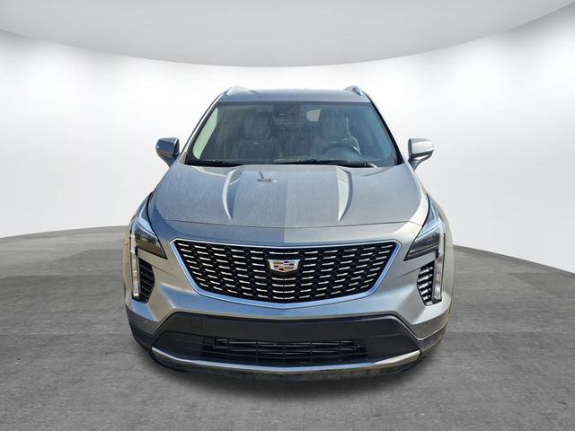 Used 2023 Cadillac XT4 Premium Luxury image 2