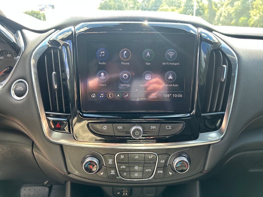 Used 2023 Chevrolet Traverse RS FWD image 18