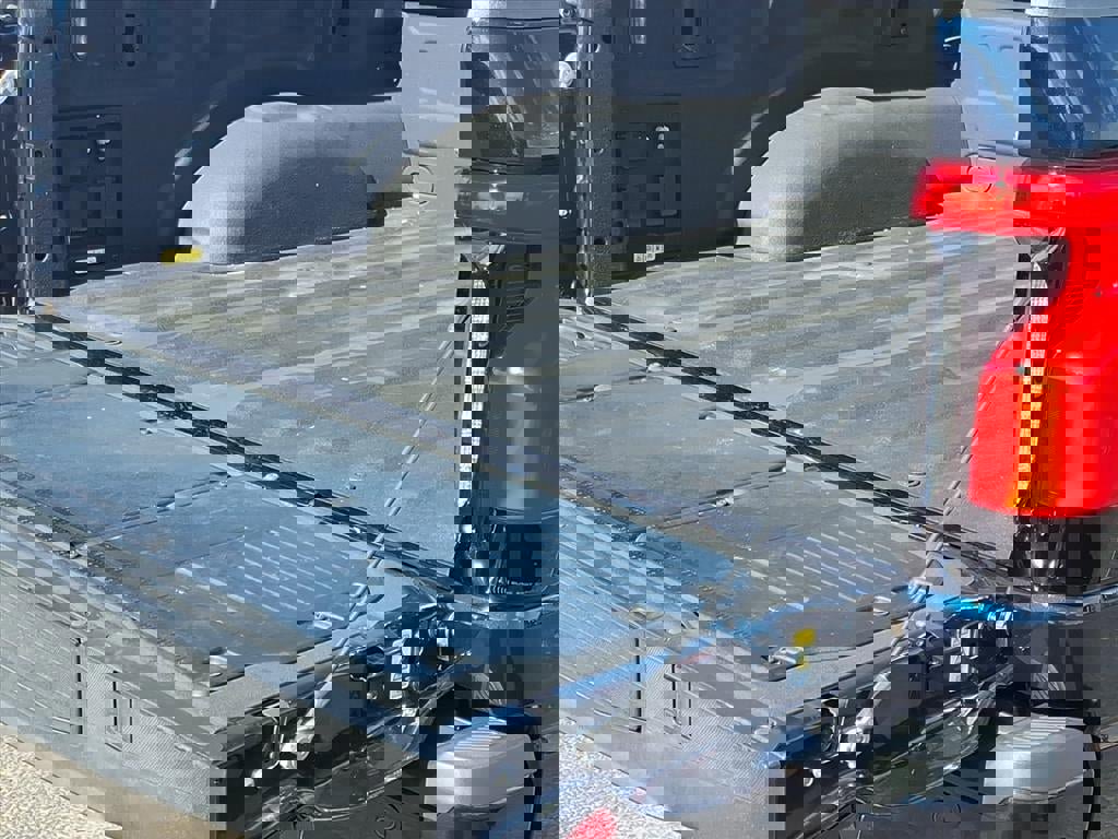 Certified 2023 Ford F150 Lightning Platinum image 16