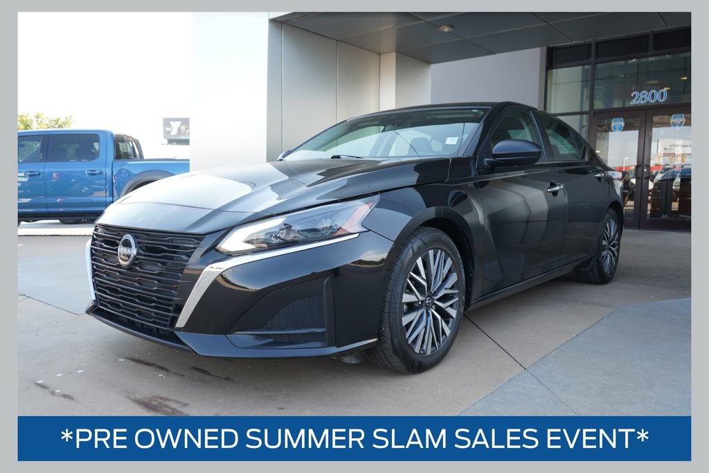 Used 2025 Nissan Altima 2.5 SV