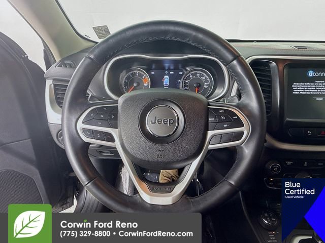 Used 2018 Jeep Cherokee Trailhawk AWD/4WD image 14