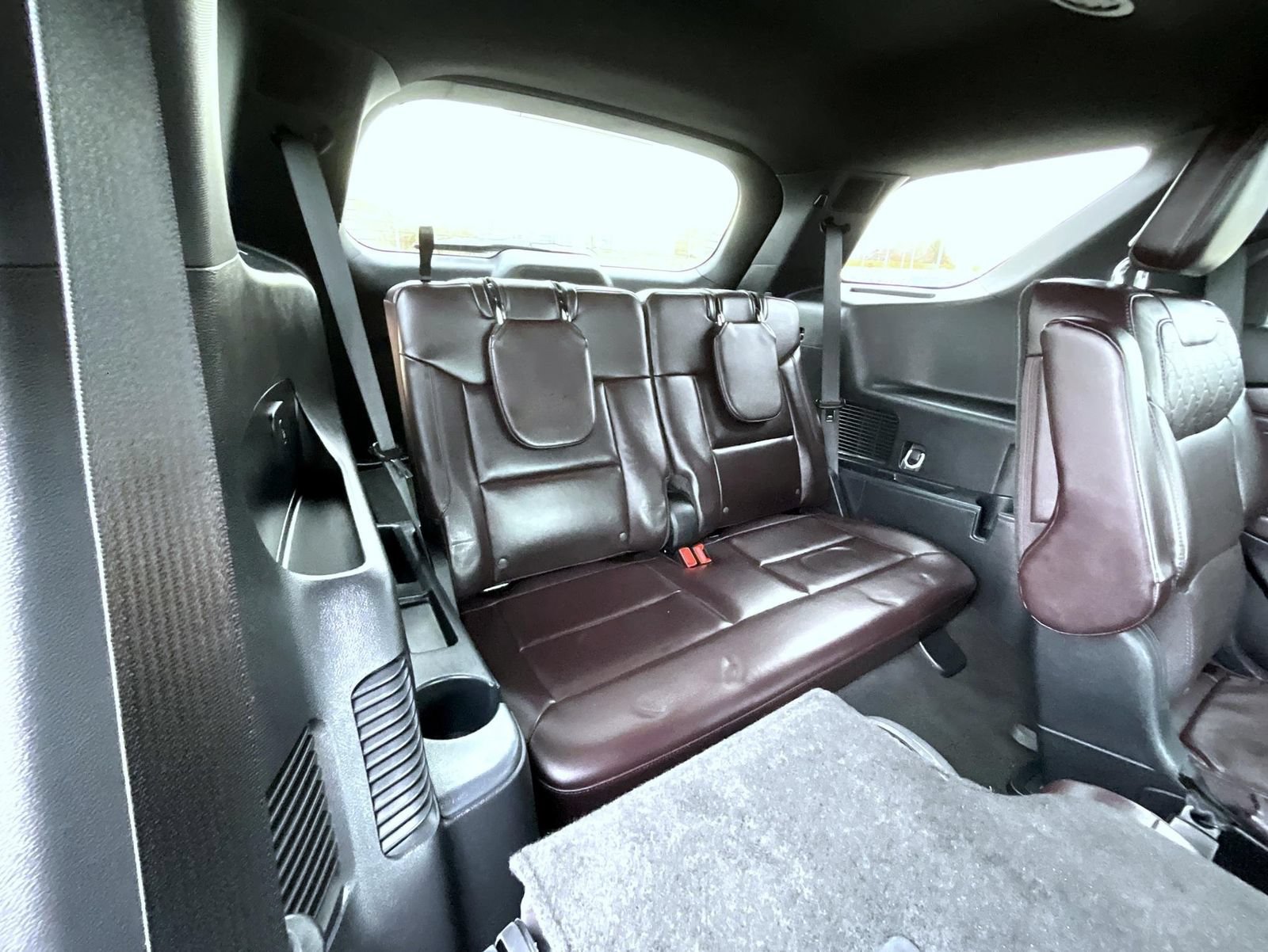 Certified 2025 Ford Explorer Platinum w/ LUX Leather Package AWD/4WD image 20