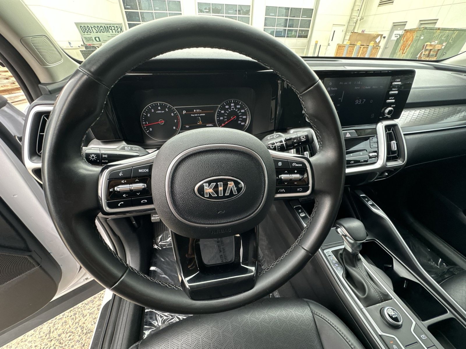 Used 2021 Kia Sorento S FWD image 24