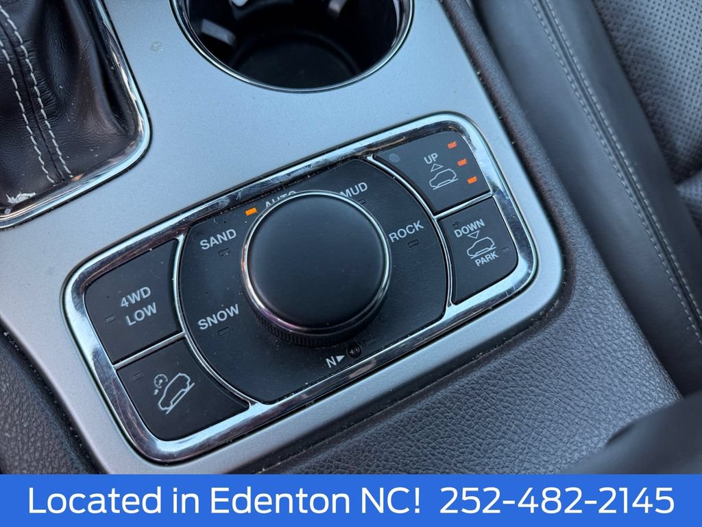 Used 2018 Jeep Grand Cherokee Overland AWD/4WD image 21
