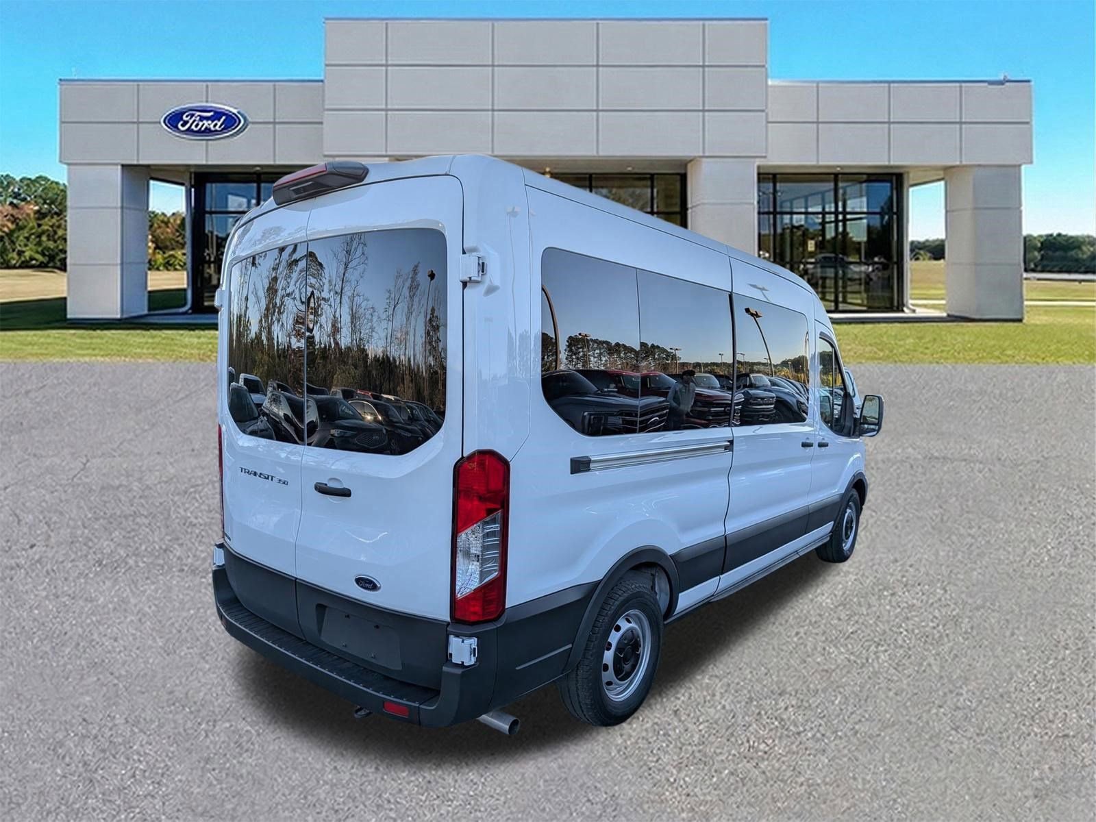 Certified 2025 Ford Transit 350 XL image 5