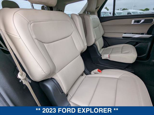 Certified 2023 Ford Explorer XLT w/ Equipment Group 202A RWD image 23