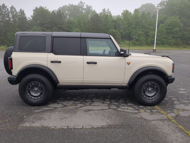Certified 2025 Ford Bronco Badlands AWD/4WD image 3