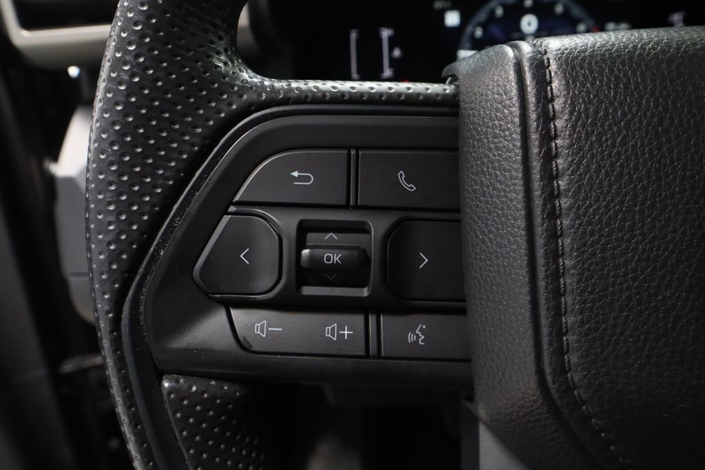 Used 2024 Toyota Tacoma SR AWD/4WD image 27