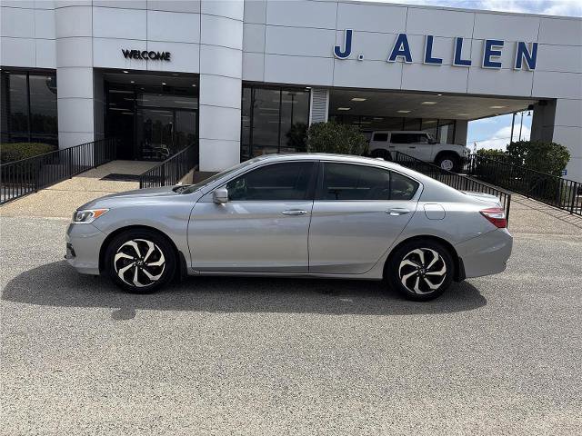 Used 2017 Honda Accord EX-L image 3