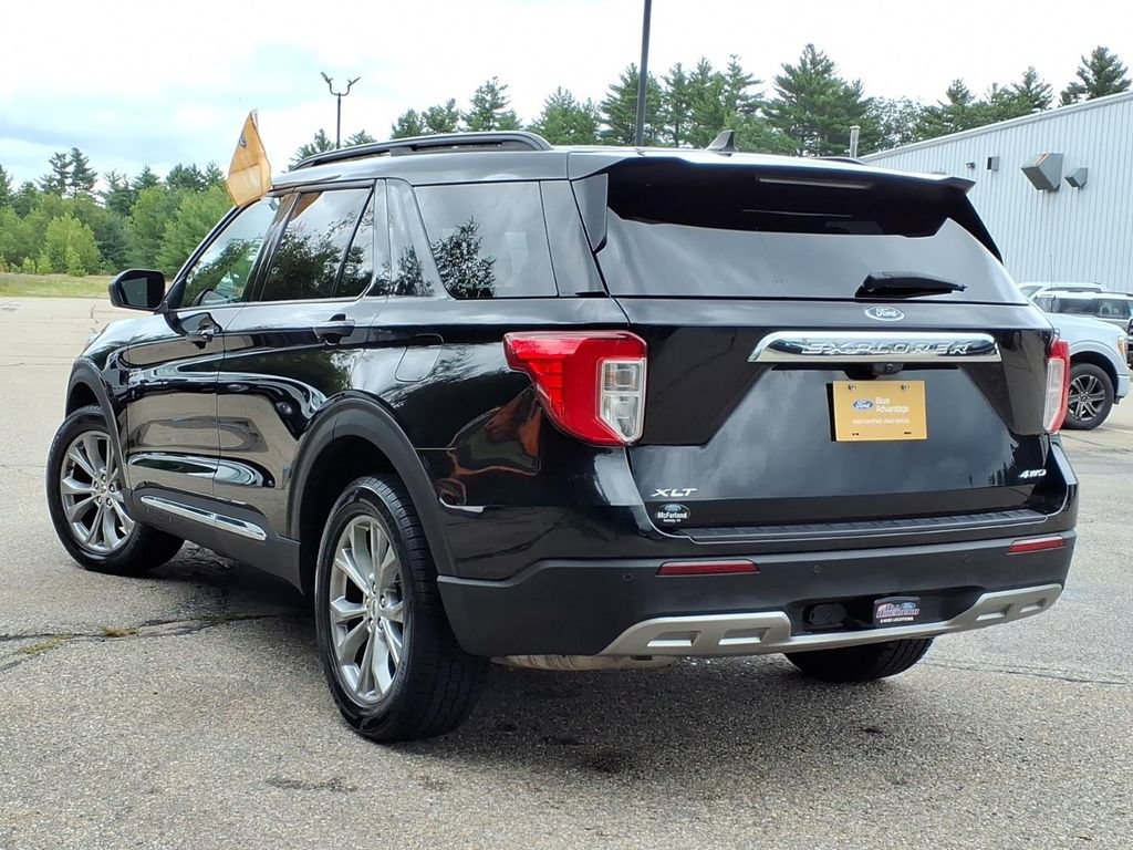 Certified 2023 Ford Explorer XLT w/ Equipment Group 202A AWD/4WD image 6